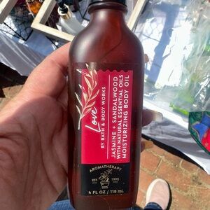Bath & Body Works Love Jasmine Sandalwood Body Oil